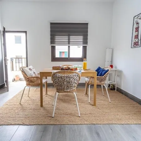 Beautiful Apartment In Arrecife Canary Islands *